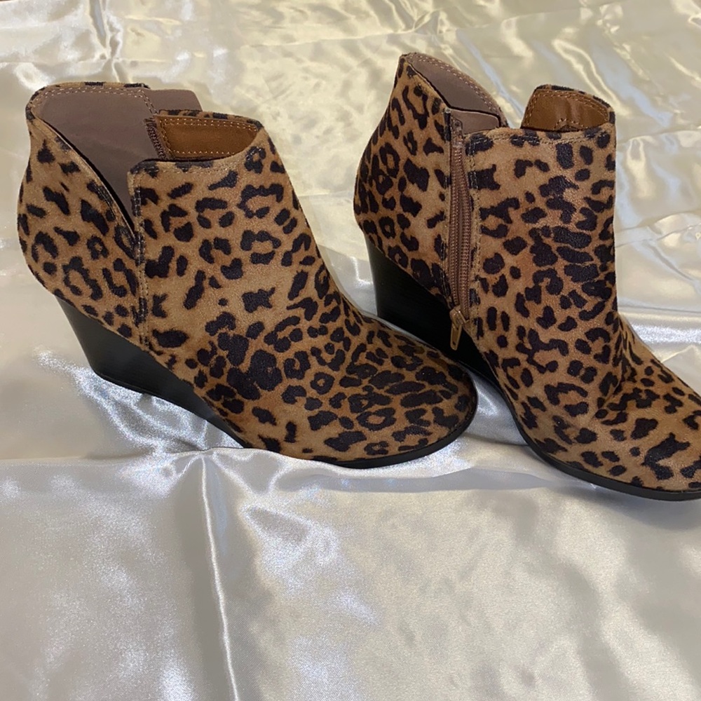 leopard booties